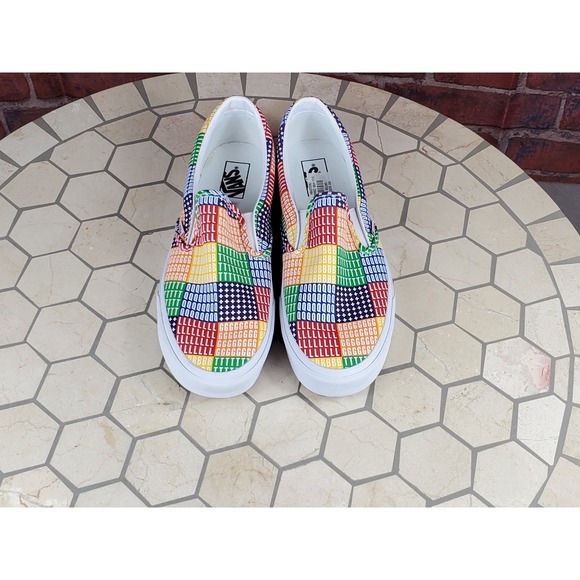 New Adult Men Vans X‎ Pride Month Parade Slip-On Sneaker Mens Size 11.5 Rainbow - Picture 4 of 8